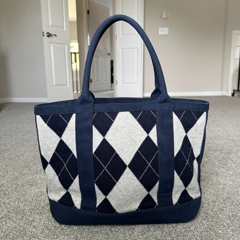Vineyard Vines Cashmere Argyle Tote Bag - Picture 2 of 13